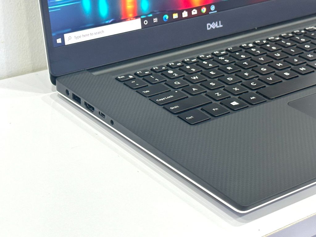 Dell Precision 5540 -I7 9850H Ram 32G SSD 512G Nvidia T1000 FHD