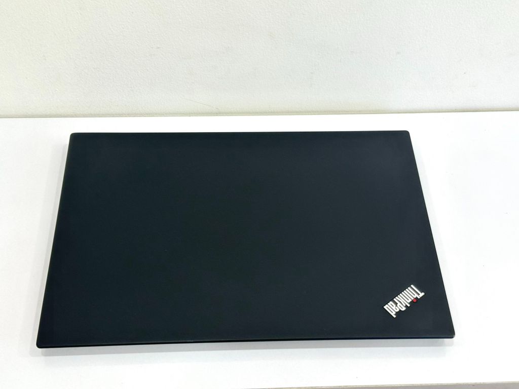 Lenovo Thinkpad T480s i5-8350U Ram 20GB SSD 512G FHD