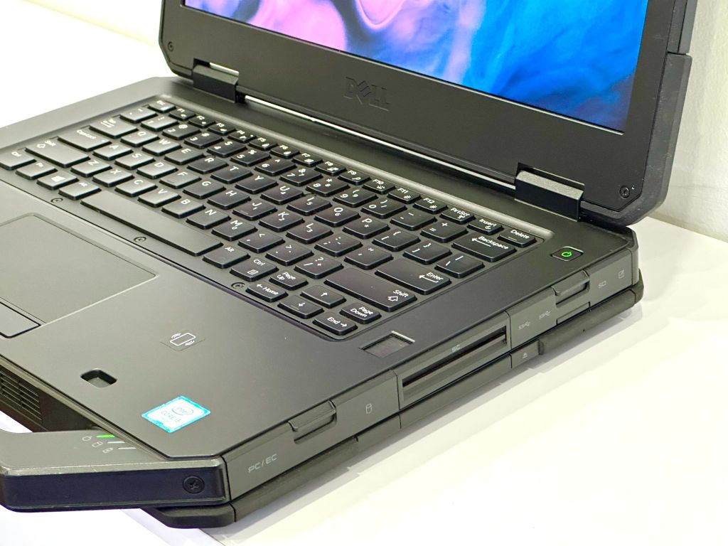 Dell Latitude 14 Rugged 5414 i5 6300U/ 16G/ 256G SSD/ 14