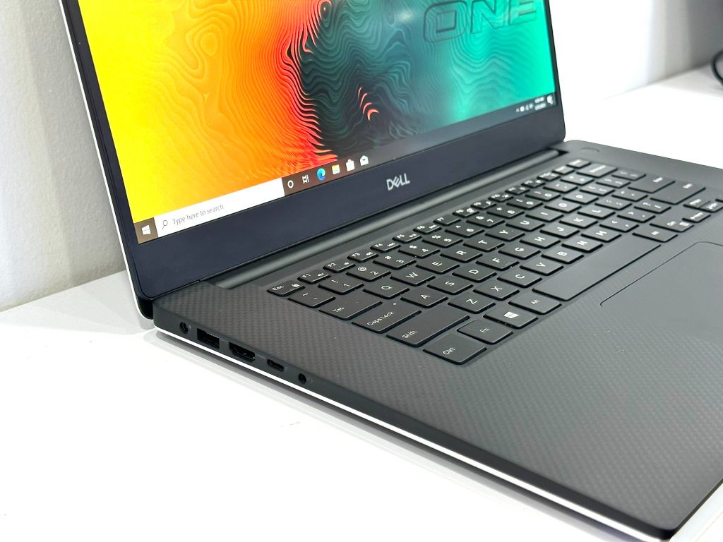 Dell Precision 5540 -I7 9850H Ram 32G SSD 512G Nvidia T2000 FHD