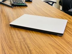 Dell Precision 5530 XEON E2176M