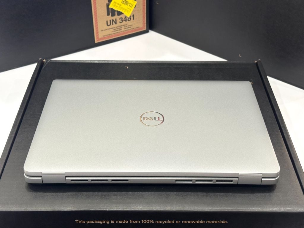 Dell Latitude 5440 2023 - i7-1355U 16GB 1TB 14 inch  FHD