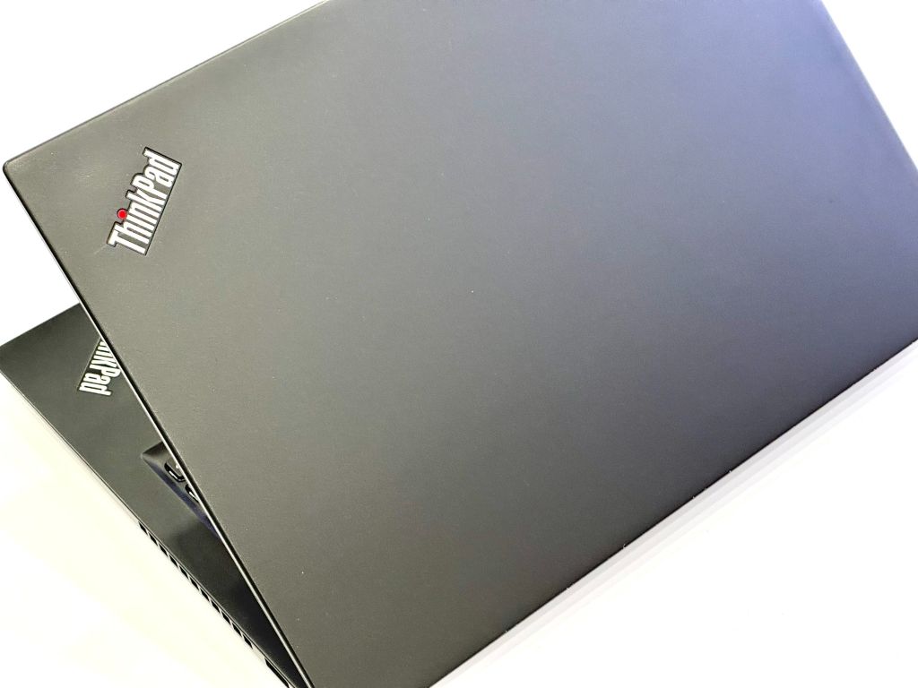 Lenovo Thinkpad T490s - Intel Core i5