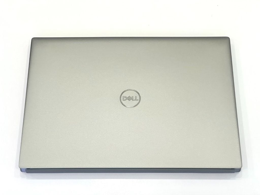 Laptop Dell Vostro 5620 Core I7-1260P 16Gb 512Gb 16 Inch FHD+