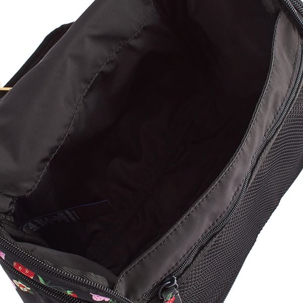  Túi đựng đồ dùng nhà tắm/Wash Bag - Strawberry - Đen 