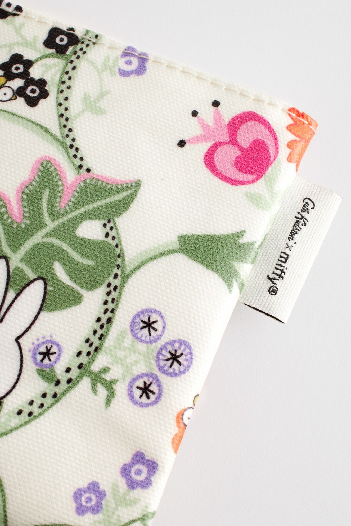  Ví nữ/Zipped Purse - Miffy Botanical - Ecru 