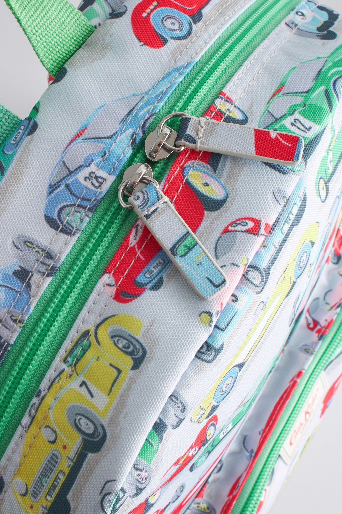  Ba lô cho bé /Kids Classic Backpack - Retro Cars - Xanh Lá 