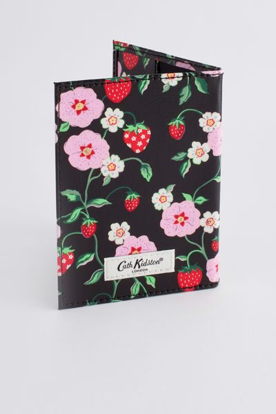  Ví đựng hộ chiếu/Passport Case - Strawberry - Đen 