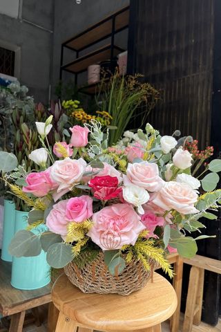 Giỏ Hoa Hồng Pastel A0230