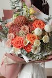Bó Hoa Tặng Sinh Nhật - Chúc Mừng Hiện Đại BH040
