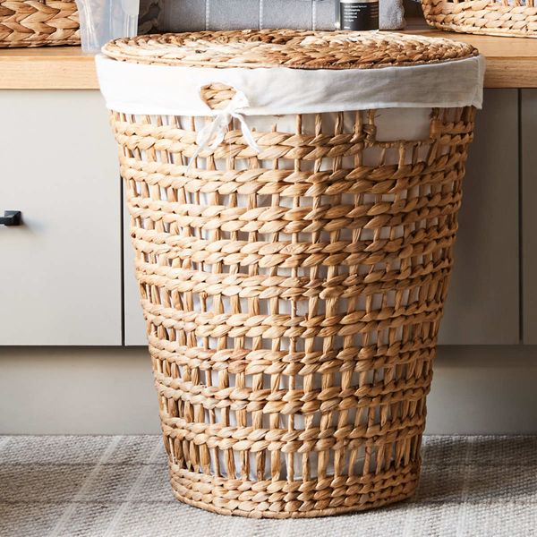  Water Hyacinth-Round Open Weave Hamper with Lid 