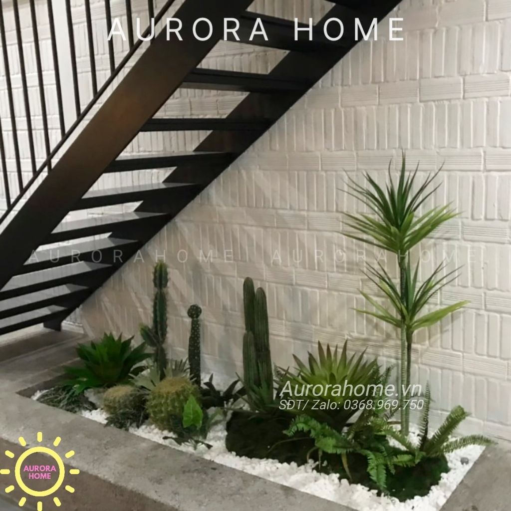 Tiểu cảnh xương rồng giả trang trí góc cầu thang