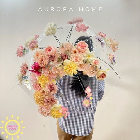 Ô dù gắn hoa trang trí vintage