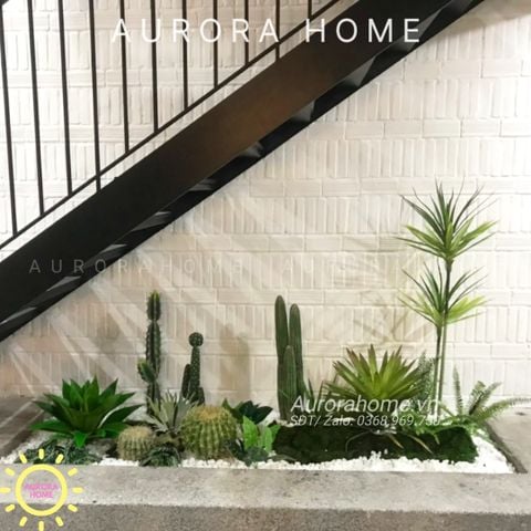Tiểu cảnh xương rồng giả trang trí góc cầu thang