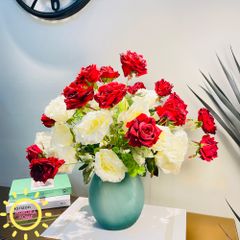 Bình hoa hồng lụa cắm sẵn cao cấp Fred Lands
