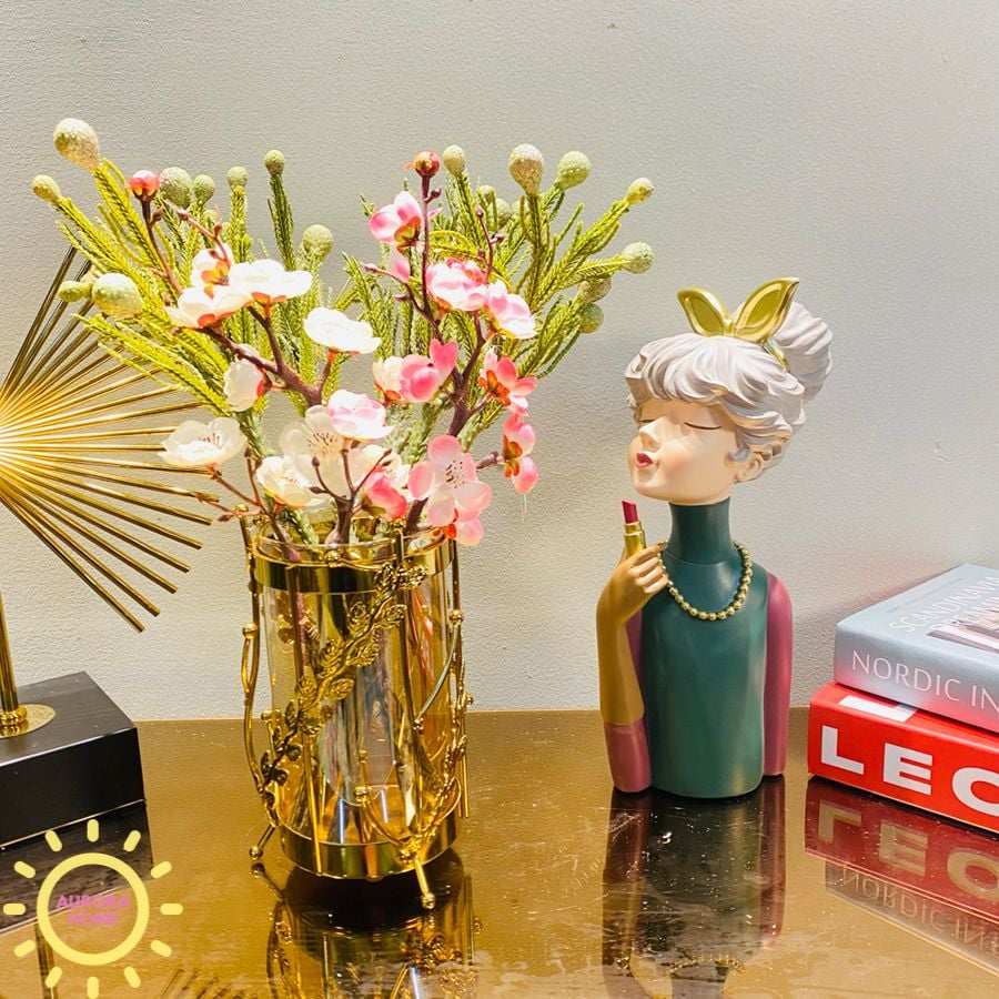 Bình hoa lụa cắm sẵn để bàn Mami Lila