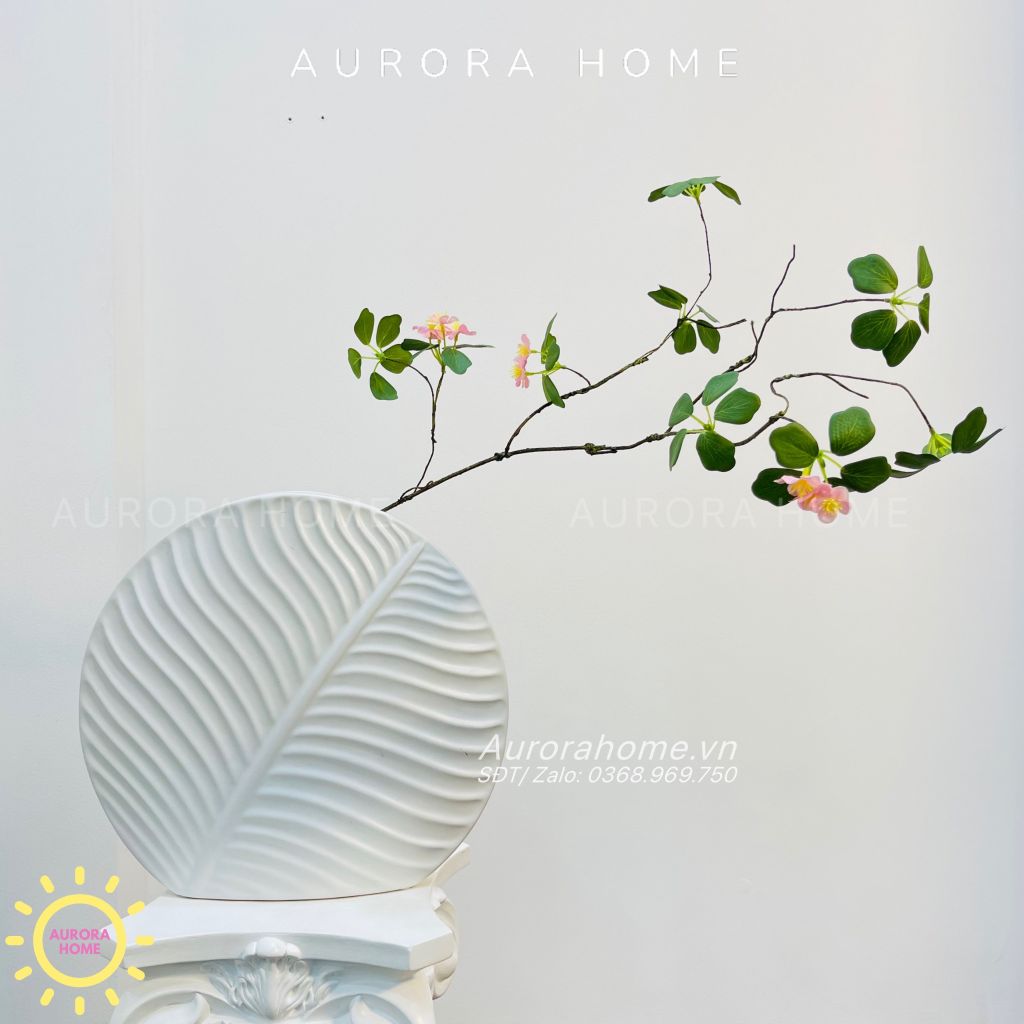 Bình hoa sương mai tĩnh lặng nghệ thuật