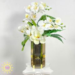 Bình hoa mộc lan tông trắng sang trọng