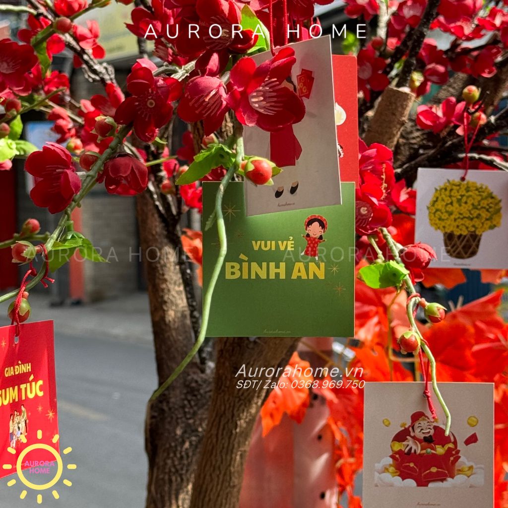 Cây đào cổ thụ đỏ xinh xắn trang trí Tết