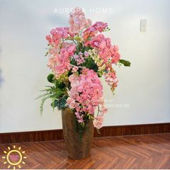 Chậu hoa lan hồ điệp Royal Crystal trang trí đại sảnh