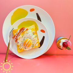 Đĩa ăn Colorful Popin (Hoạ tiết vàng)