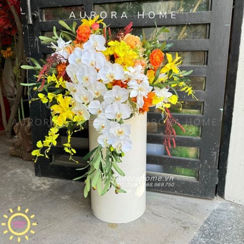 Hoa giả để bục phát biểu (Mẫu 11)