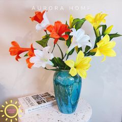 Hoa giả cao cấp Cành Hoa Ly chất vải đầy màu sắc