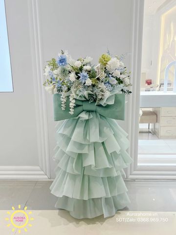 Kệ hoa lụa chúc mừng Aurora Blue xinh xắn