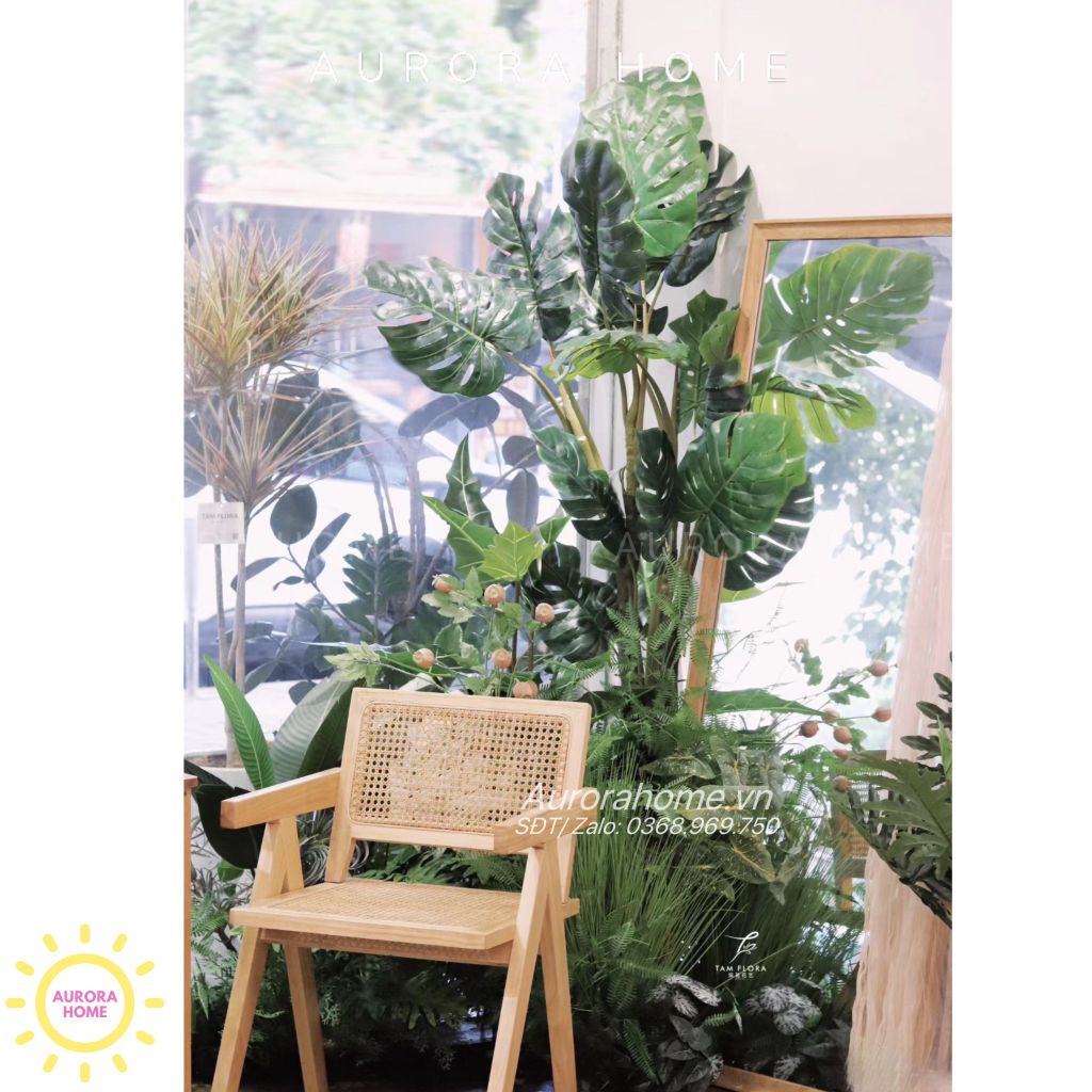 Tiểu cảnh cây giả trang trí cửa kính shop hoa