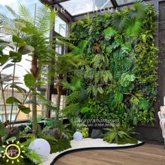 Tiểu cảnh cây giả nhiệt đới trang trí ban công biệt thự Quận 2
