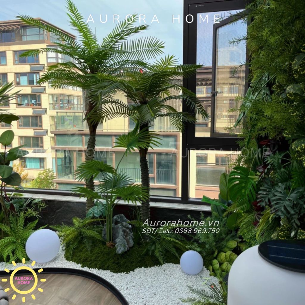 Tiểu cảnh cây giả nhiệt đới trang trí ban công biệt thự Quận 2