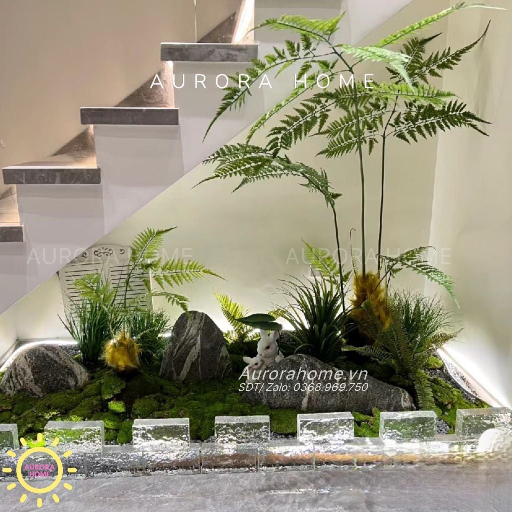 Tiểu cảnh cây giả nhiệt đới trang trí chân cầu thang