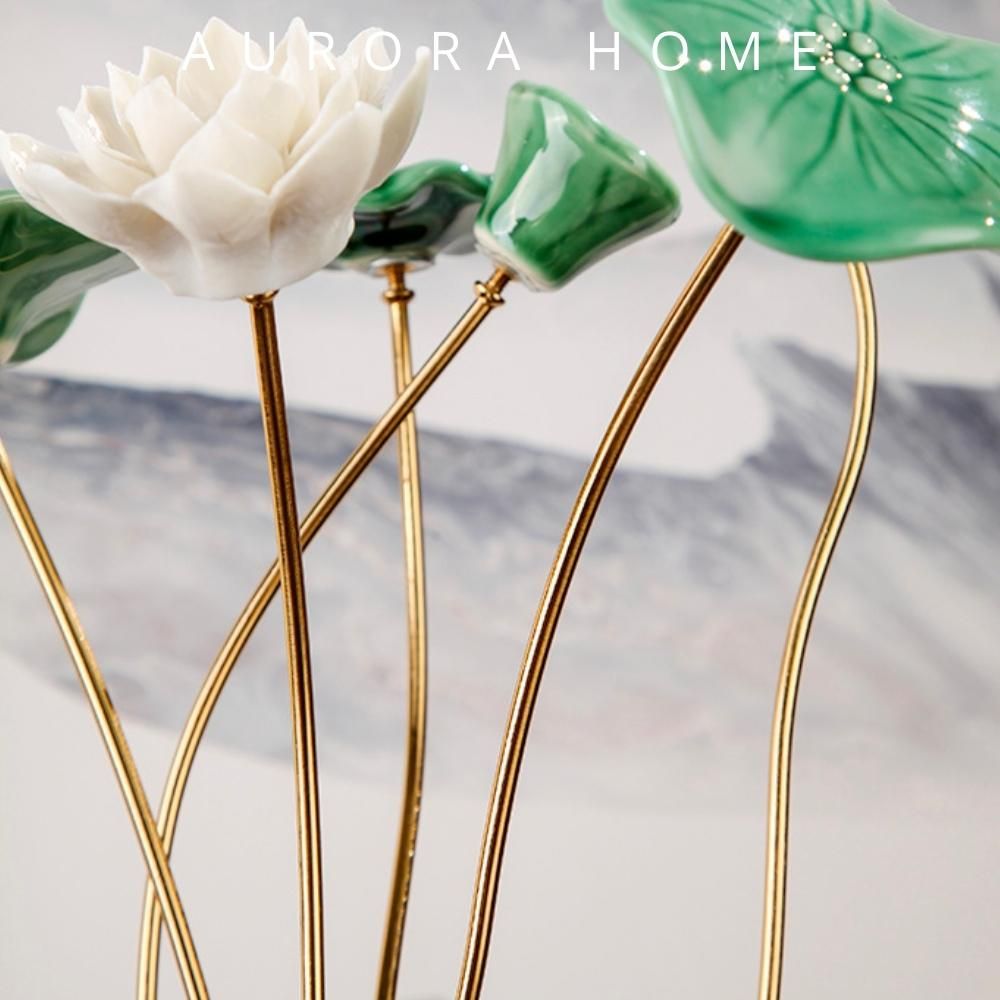 Tượng đài liên sen trang trí