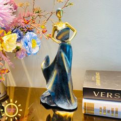 Kệ rượu tượng decor cô gái cầm quạt cao cấp