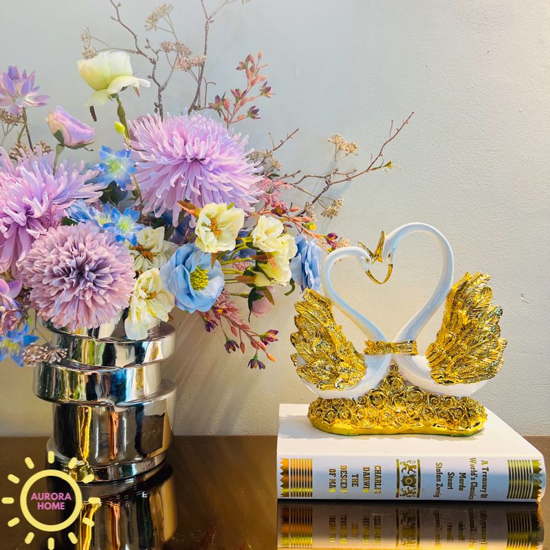 Tượng decor thiên nga Louvre cao cấp