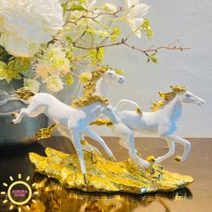 Tượng decor ngựa phi đường dài vàng ánh kim cao cấp