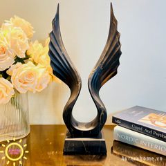 Tượng chim ưng Lames trang trí