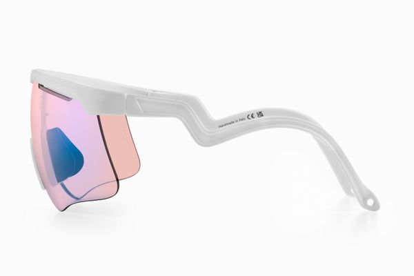 Mắt kính DELTA WHITE