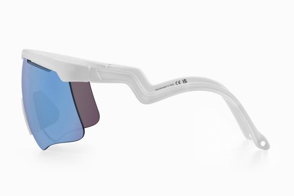 Mắt kính DELTA WHITE