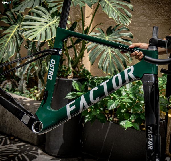 Frameset Factor OSTRO VAM Disc Racing  Green (Premium Package Frame)