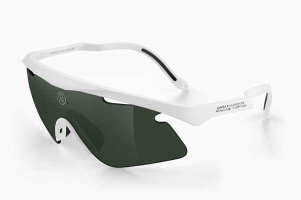 Mắt kính MANTRA WHITE