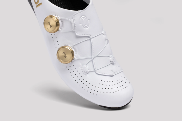 Giày Nimbl Exceed Ultimate Glide White/Gold (New Model)