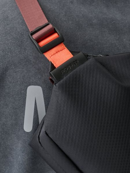 maap&côte&ciel Sling Bag