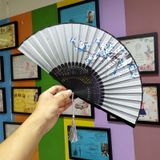  Quạt cầm tay QT06 