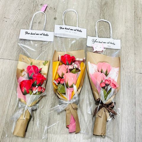  Hoa Hồng Mini Trang Trí Quà Tặng – Bó 1 Hoa / 3 Hoa / 3 Hoa Len / 5 Bông / Có Gấu – Quà Tặng Dễ Thương Cho Bé & Người Thân 