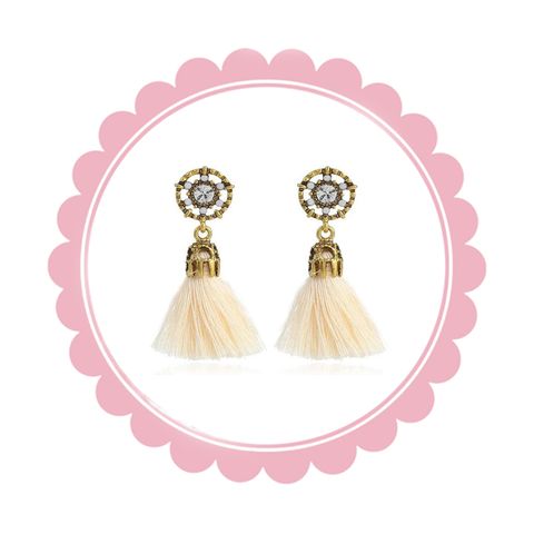  Bông tai BTH0225 – Thiết kế tua rua màu be tinh tế 