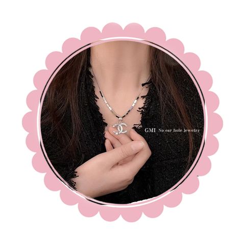  Dây Chuyền DC184 – Mặt Đính Đá Sang Xịn – Tinh Tế – Cuốn Hút Mọi Ánh Nhìn 