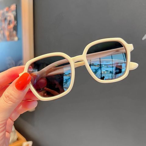  MẮT KÍNH MK061 – GỌNG KEM THANH LỊCH 