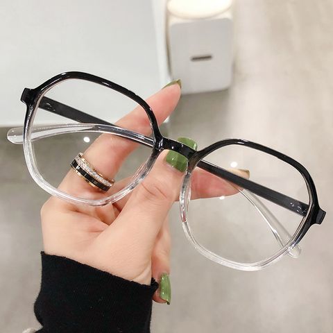  MẮT KÍNH MK065 – GỌNG ĐEN PHỐI TRONG SIÊU NGẦU 