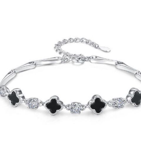  Lắc Tay TC4L02 – Sang Trọng, Tinh Tế, Dễ Phối Đồ ✨ 